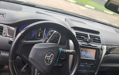 Toyota Camry, 2017 год, 1 500 000 рублей, 8 фотография