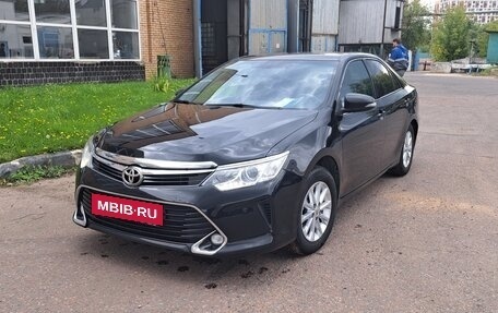 Toyota Camry, 2017 год, 1 500 000 рублей, 10 фотография