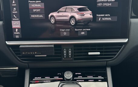 Porsche Cayenne III, 2020 год, 7 000 000 рублей, 18 фотография