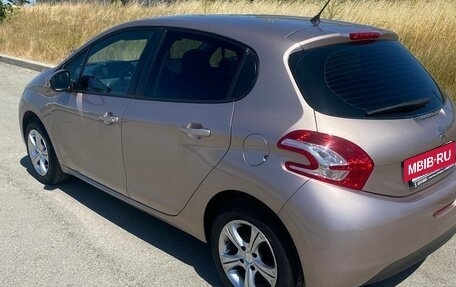 Peugeot 208 II, 2014 год, 750 000 рублей, 2 фотография