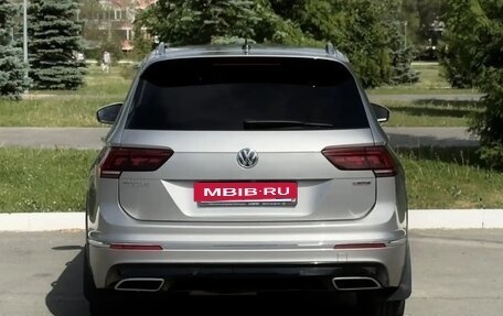 Volkswagen Tiguan II, 2020 год, 2 810 000 рублей, 5 фотография