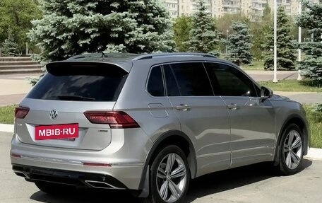 Volkswagen Tiguan II, 2020 год, 2 810 000 рублей, 6 фотография