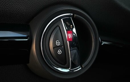 MINI Hatch, 2016 год, 1 959 000 рублей, 20 фотография