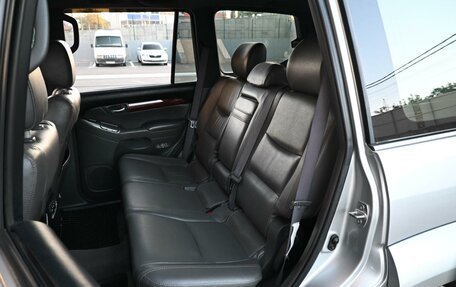 Toyota Land Cruiser Prado 120 рестайлинг, 2005 год, 1 959 000 рублей, 9 фотография