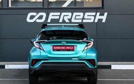 Toyota C-HR I рестайлинг, 2017 год, 2 224 000 рублей, 4 фотография