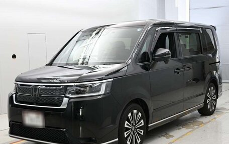 Honda Stepwgn, 2023 год, 2 520 000 рублей, 7 фотография