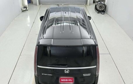 Honda Stepwgn, 2023 год, 2 520 000 рублей, 1 фотография
