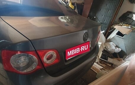 Volkswagen Jetta VI, 2009 год, 270 000 рублей, 4 фотография