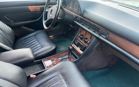 Mercedes-Benz S-Класс, 1988 год, 2 490 000 рублей, 10 фотография
