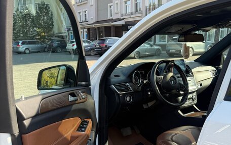 Mercedes-Benz GLS, 2017 год, 5 500 000 рублей, 14 фотография