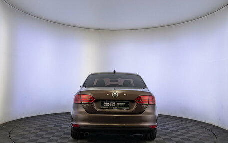 Volkswagen Jetta VI, 2014 год, 1 155 000 рублей, 6 фотография