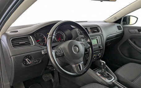 Volkswagen Jetta VI, 2014 год, 1 155 000 рублей, 16 фотография