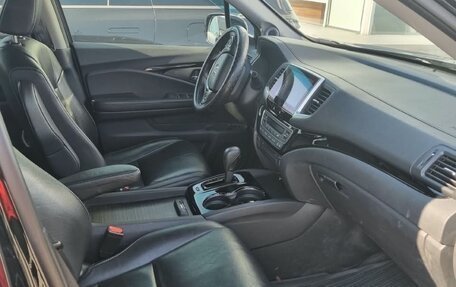 Honda Pilot III рестайлинг, 2018 год, 2 980 000 рублей, 3 фотография