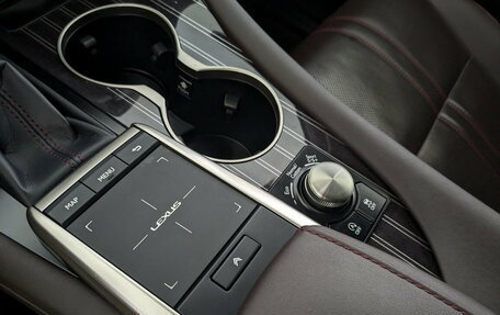 Lexus RX IV рестайлинг, 2021 год, 5 500 000 рублей, 15 фотография