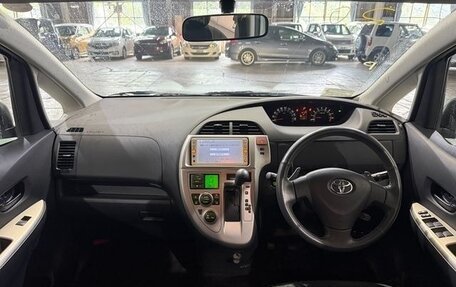 Toyota Ractis I, 2010 год, 649 911 рублей, 10 фотография