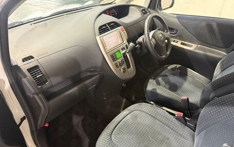 Toyota Ractis I, 2010 год, 649 911 рублей, 11 фотография
