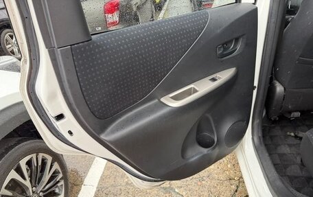 Toyota Ractis I, 2010 год, 649 911 рублей, 17 фотография