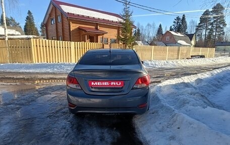 Hyundai Solaris II рестайлинг, 2011 год, 500 000 рублей, 5 фотография