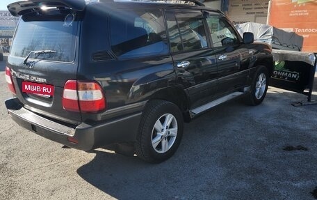 Toyota Land Cruiser 100 рестайлинг 2, 2000 год, 1 550 000 рублей, 2 фотография
