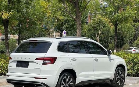 Skoda Karoq I, 2023 год, 2 220 000 рублей, 6 фотография