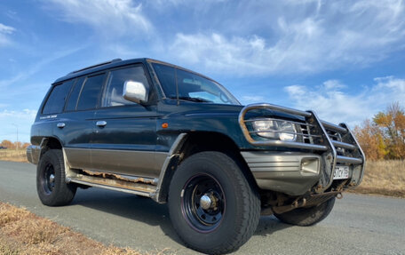 Mitsubishi Pajero III рестайлинг, 1998 год, 570 000 рублей, 2 фотография