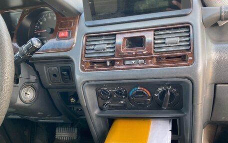 Mitsubishi Pajero III рестайлинг, 1998 год, 570 000 рублей, 11 фотография