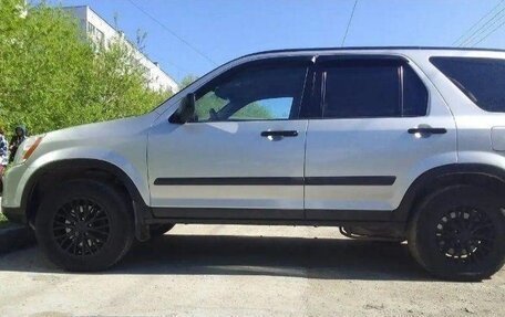 Honda CR-V II рестайлинг, 2004 год, 900 000 рублей, 2 фотография