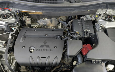 Mitsubishi Outlander III рестайлинг 3, 2020 год, 2 650 000 рублей, 9 фотография