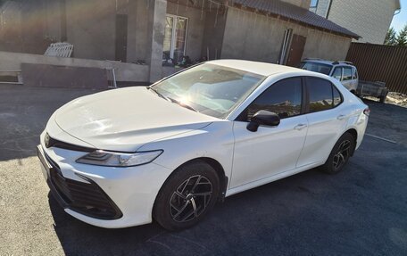 Toyota Camry, 2021 год, 2 150 000 рублей, 1 фотография