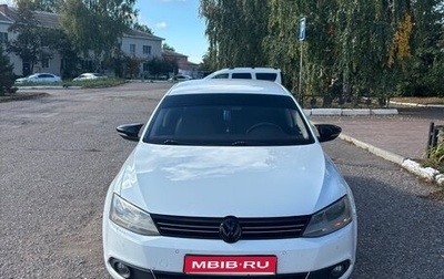 Volkswagen Jetta VI, 2013 год, 870 000 рублей, 1 фотография