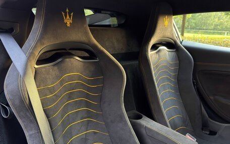 Maserati MC20, 2022 год, 19 500 000 рублей, 35 фотография