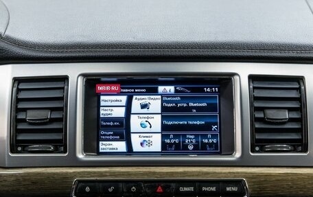 Jaguar XF I рестайлинг, 2013 год, 1 040 000 рублей, 22 фотография