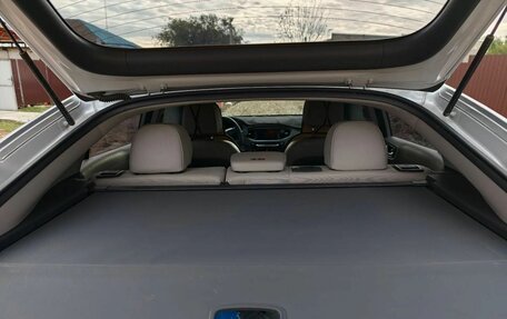 Hyundai IONIQ, 2017 год, 1 850 000 рублей, 15 фотография