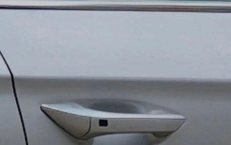 Hyundai IONIQ, 2017 год, 1 850 000 рублей, 16 фотография