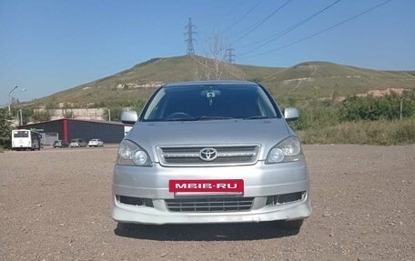 Toyota Ipsum II, 2001 год, 680 000 рублей, 4 фотография