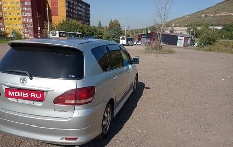Toyota Ipsum II, 2001 год, 680 000 рублей, 5 фотография