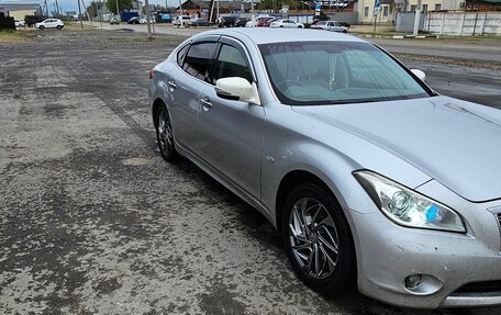 Nissan Fuga II, 2012 год, 800 000 рублей, 3 фотография