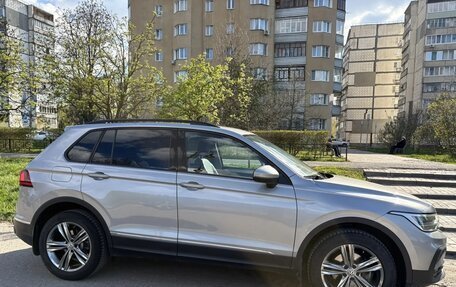 Volkswagen Tiguan II, 2020 год, 2 700 000 рублей, 3 фотография