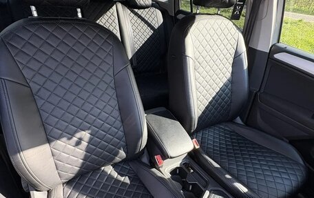Volkswagen Tiguan II, 2020 год, 2 700 000 рублей, 9 фотография