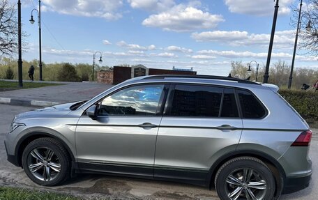 Volkswagen Tiguan II, 2020 год, 2 700 000 рублей, 5 фотография