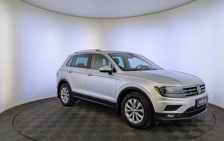 Volkswagen Tiguan II, 2017 год, 1 990 000 рублей, 3 фотография
