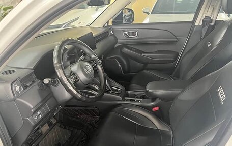 Honda Vezel, 2023 год, 1 550 000 рублей, 8 фотография