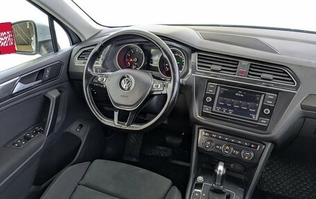 Volkswagen Tiguan II, 2017 год, 1 990 000 рублей, 29 фотография
