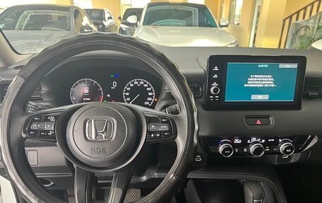 Honda Vezel, 2023 год, 1 550 000 рублей, 11 фотография