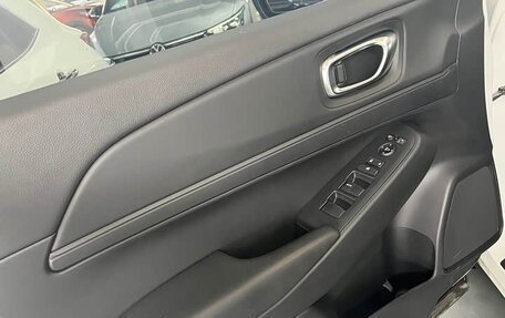 Honda Vezel, 2023 год, 1 550 000 рублей, 18 фотография