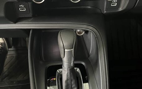 Honda Vezel, 2023 год, 1 550 000 рублей, 19 фотография