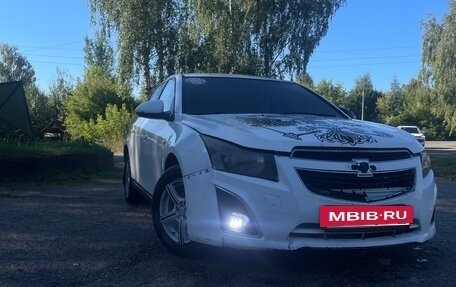 Chevrolet Cruze II, 2011 год, 400 000 рублей, 2 фотография