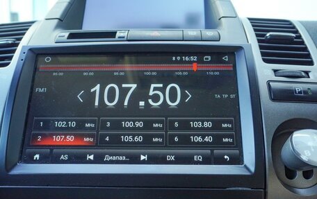 Toyota Prius, 2011 год, 909 500 рублей, 19 фотография