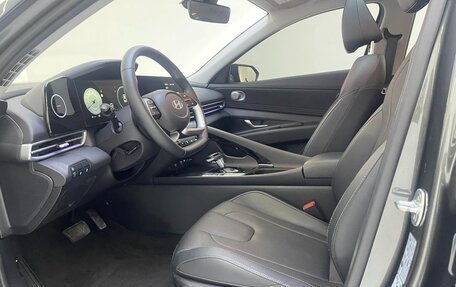 Hyundai Elantra, 2023 год, 1 600 000 рублей, 7 фотография
