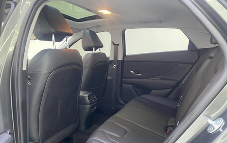Hyundai Elantra, 2023 год, 1 600 000 рублей, 8 фотография